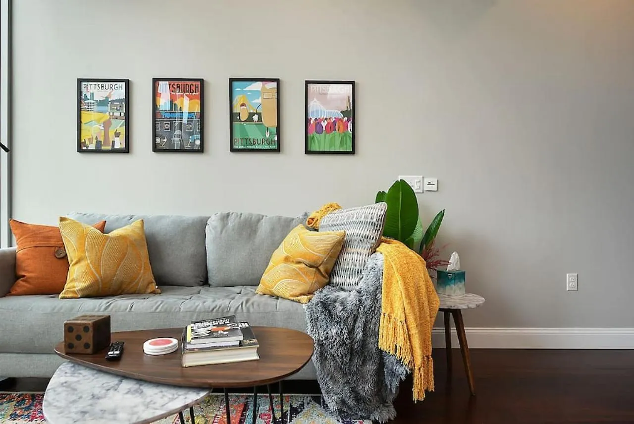 Hostwise Stays - Free Garage Parking, Gym, City Views! Pittsburgh Appartamento